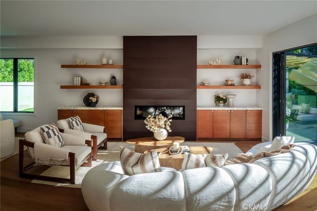 704 Apsley, Palos Verdes Estates, CA 90274