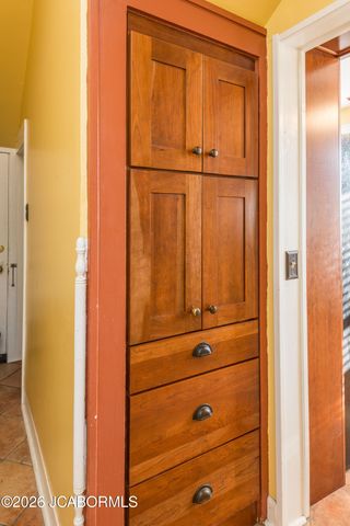 1000 MOREAU DRIVE, Jefferson City, MO 65101