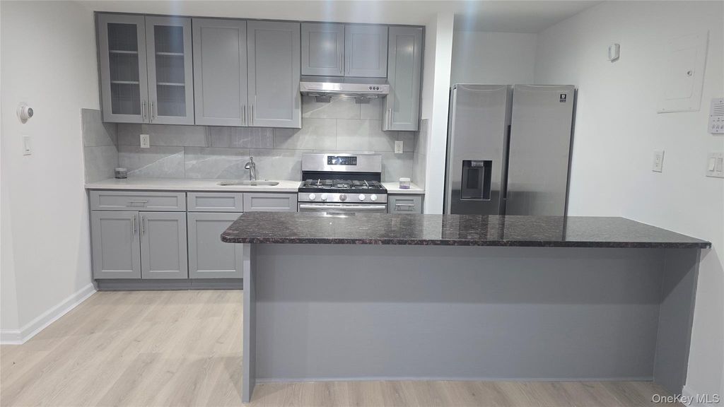 132-18 Avery Avenue 1A, Flushing, NY 11355 — photo 4