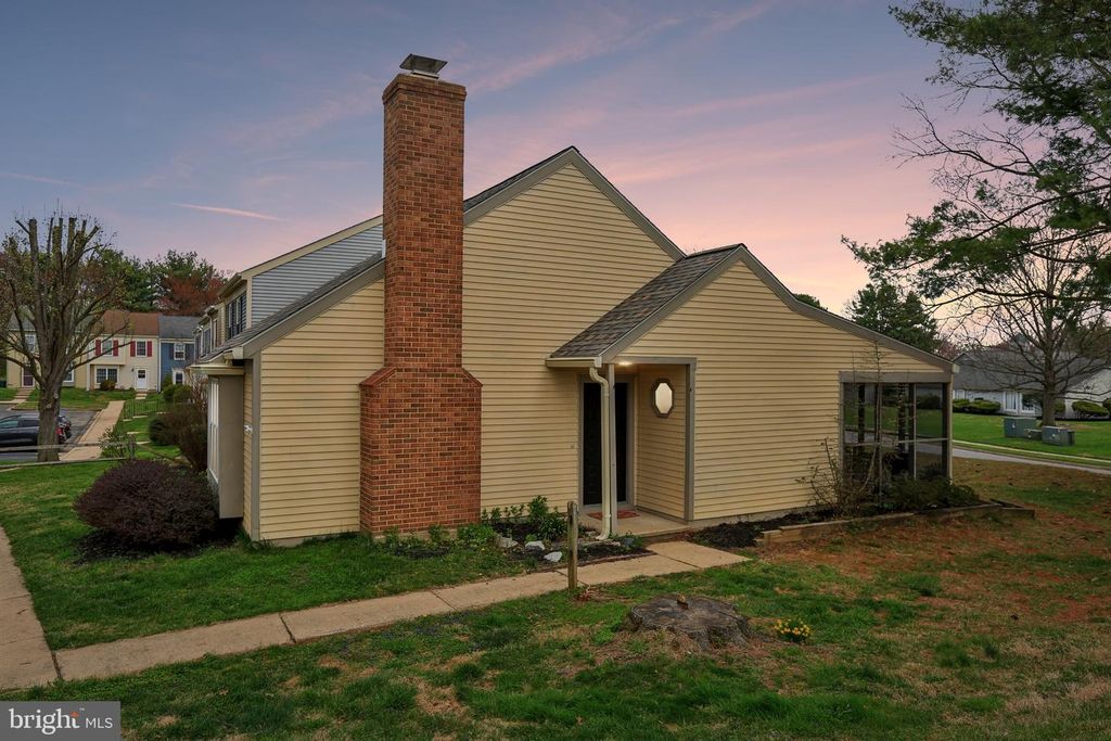 Image 1 of property listing at 1307 JERVIS SQ, Belcamp, MD 21017