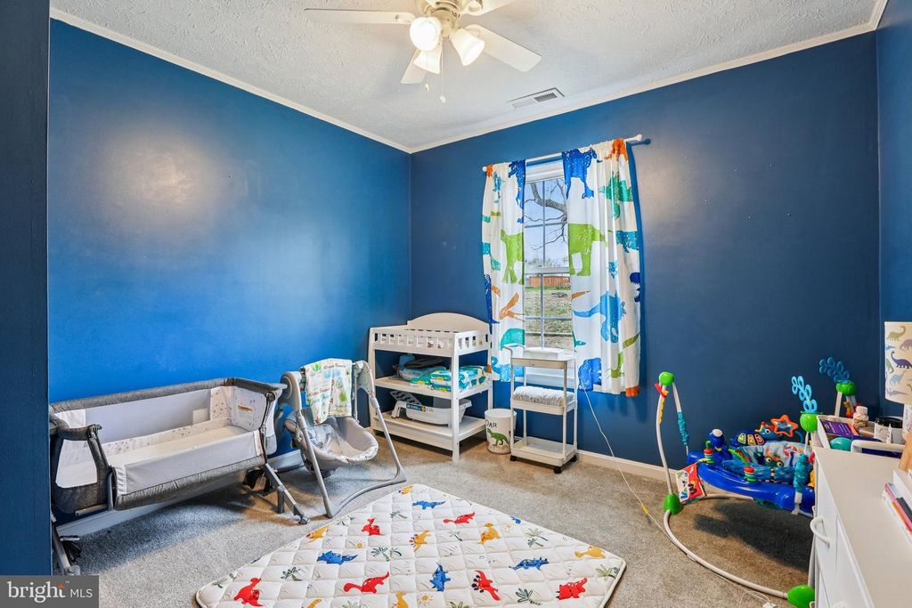 Image 15 of property listing at 1307 JERVIS SQ, Belcamp, MD 21017