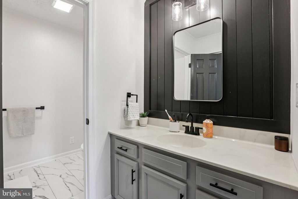 Image 18 of property listing at 1307 JERVIS SQ, Belcamp, MD 21017