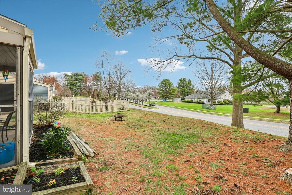 Image 21 of property listing at 1307 JERVIS SQ, Belcamp, MD 21017