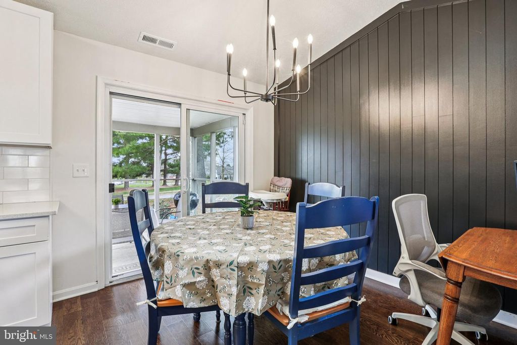 Image 4 of property listing at 1307 JERVIS SQ, Belcamp, MD 21017