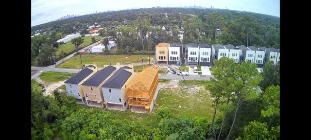 4521 Golden Forest Drive, Houston, TX 77091