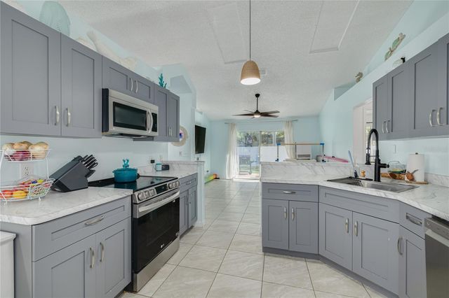 7532 TURTLEBROOK LANE, New Port Richey, FL 34655