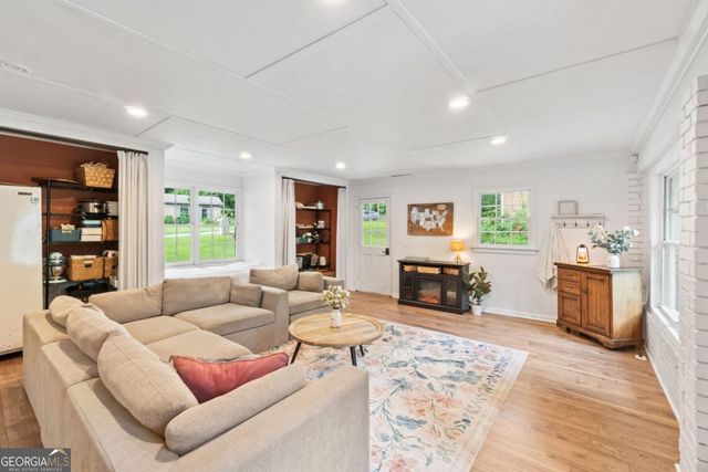 4485 Forest Green Drive, Sugar Hill, GA 30518