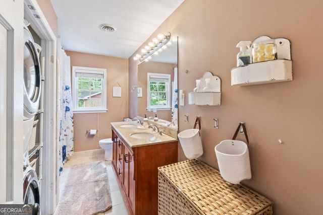 4485 Forest Green Drive, Sugar Hill, GA 30518