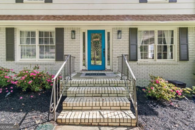 4485 Forest Green Drive, Sugar Hill, GA 30518