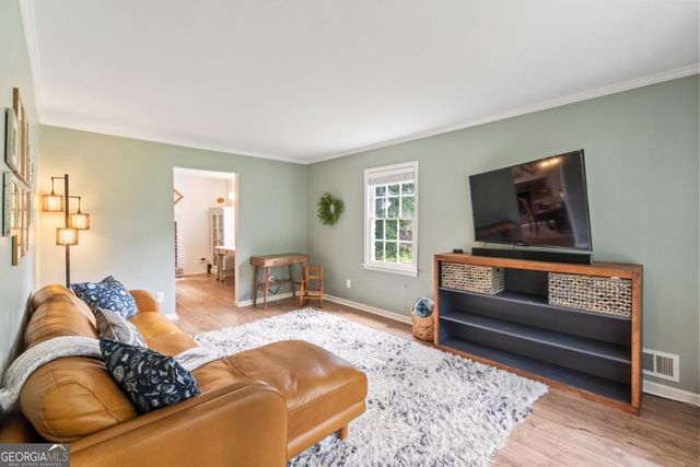 4485 Forest Green Drive, Sugar Hill, GA 30518