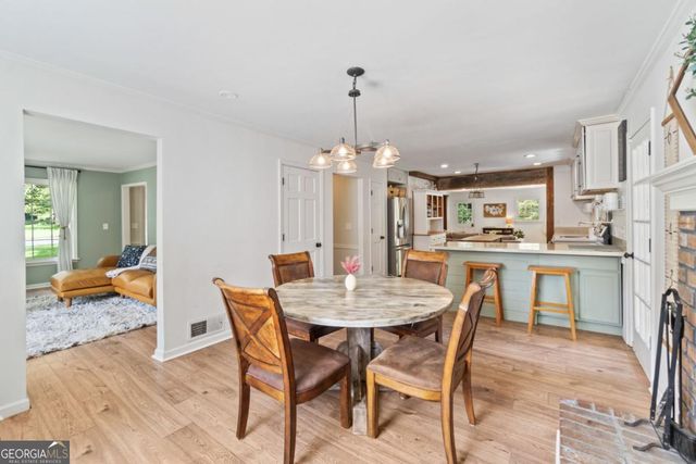 4485 Forest Green Drive, Sugar Hill, GA 30518