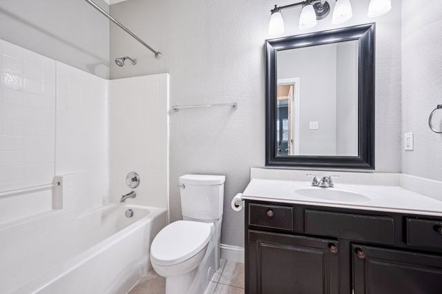 3900 Ironstone Lane, Mckinney, TX 75070