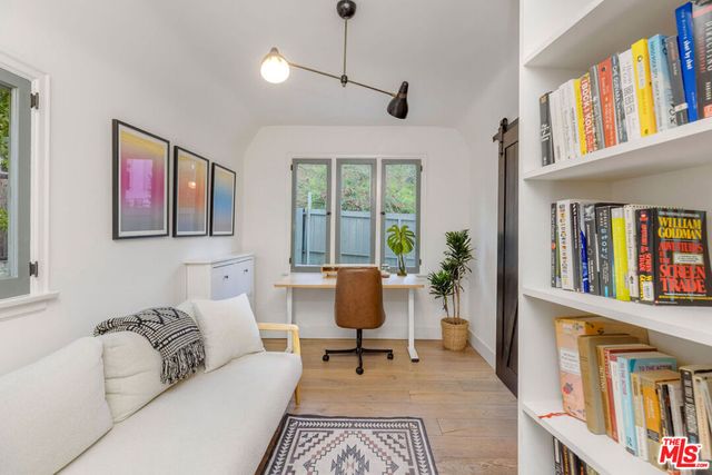 5767 Tuxedo Terrace, Los Angeles, CA 90068