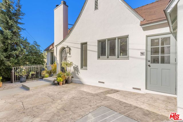 5767 Tuxedo Terrace, Los Angeles, CA 90068