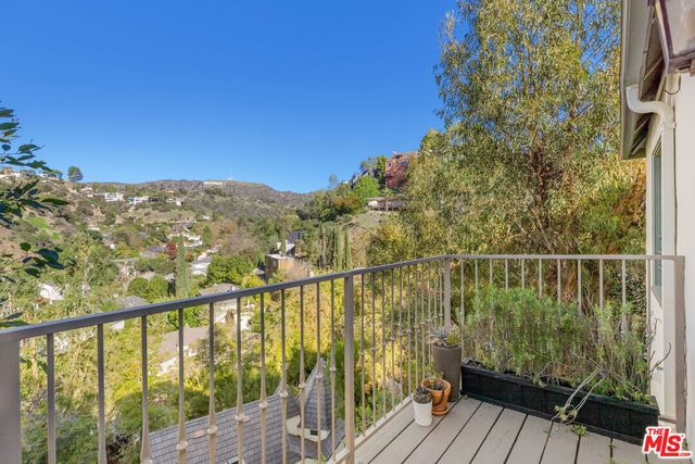 5767 Tuxedo Terrace, Los Angeles, CA 90068