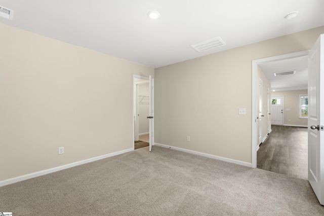 7 Iola Street, Greenville, SC 29611