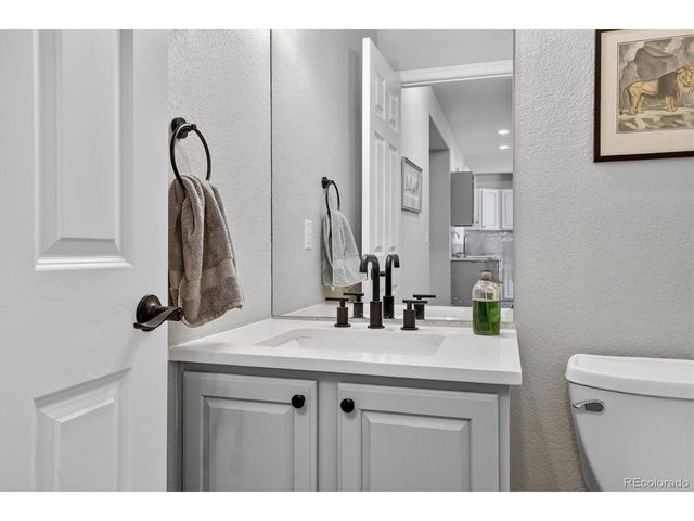 8300 E Fairmount Dr Y102, Denver, CO 80247