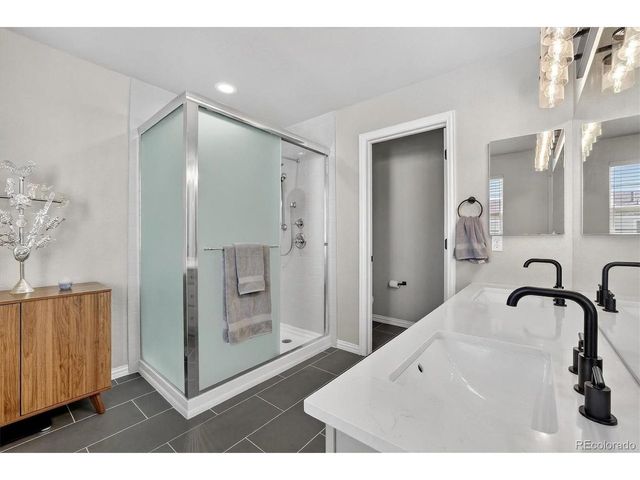 8300 E Fairmount Dr Y102, Denver, CO 80247