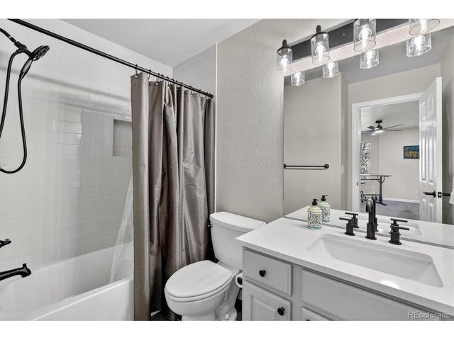 8300 E Fairmount Dr Y102, Denver, CO 80247