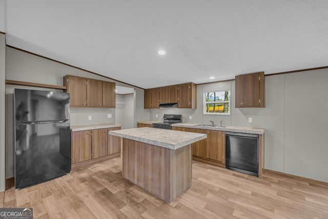 274 Montego Bay Trail, Clarkesville, GA 30523