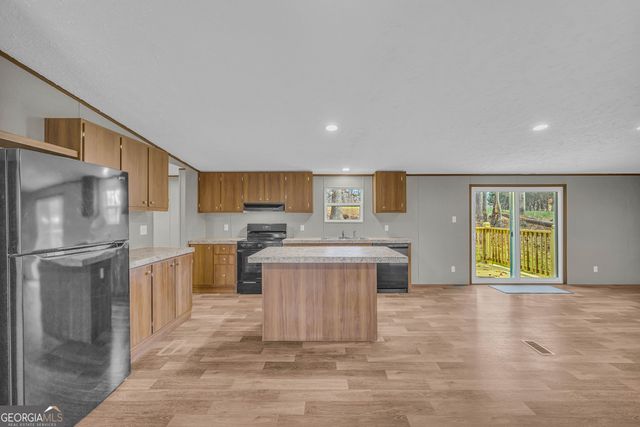 274 Montego Bay Trail, Clarkesville, GA 30523