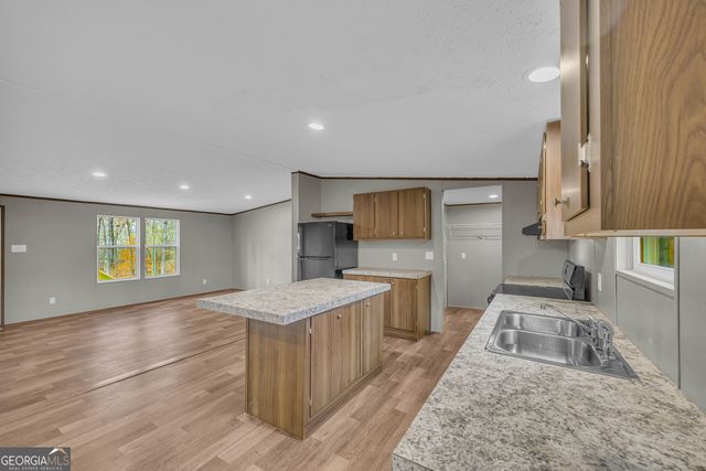 274 Montego Bay Trail, Clarkesville, GA 30523