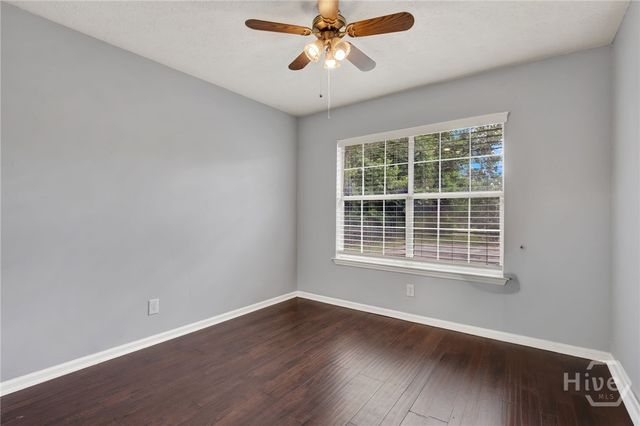 41 Whippoorwill Lane E, Richmond Hill, GA 31324