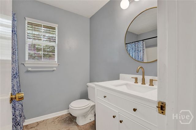 41 Whippoorwill Lane E, Richmond Hill, GA 31324