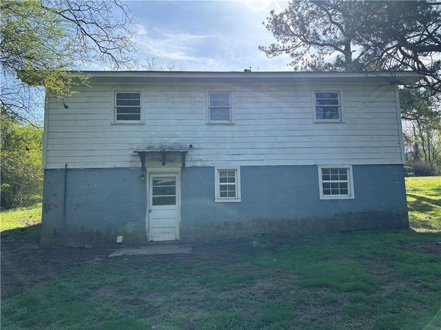 309 Crest Drive, Calhoun, GA 30701