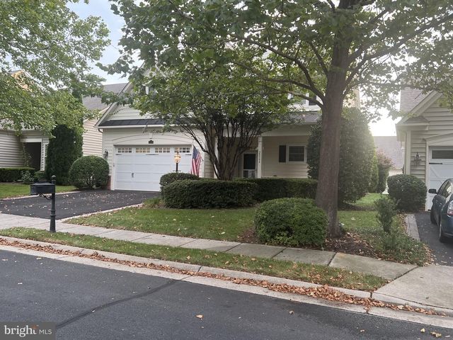 20594 GOLDEN RIDGE DR, Ashburn, VA 20147