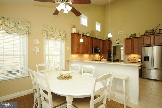 20594 GOLDEN RIDGE DR, Ashburn, VA 20147