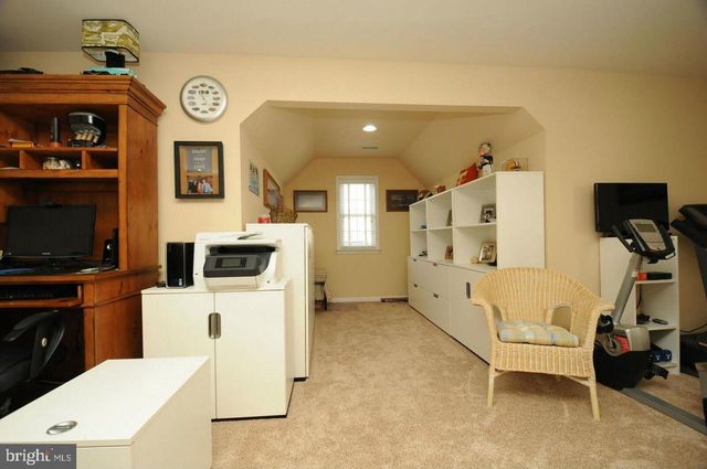 20594 GOLDEN RIDGE DR, Ashburn, VA 20147
