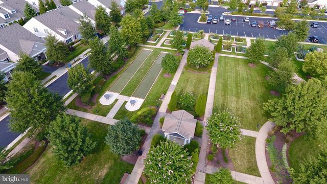 20594 GOLDEN RIDGE DR, Ashburn, VA 20147