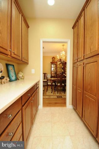 20594 GOLDEN RIDGE DR, Ashburn, VA 20147