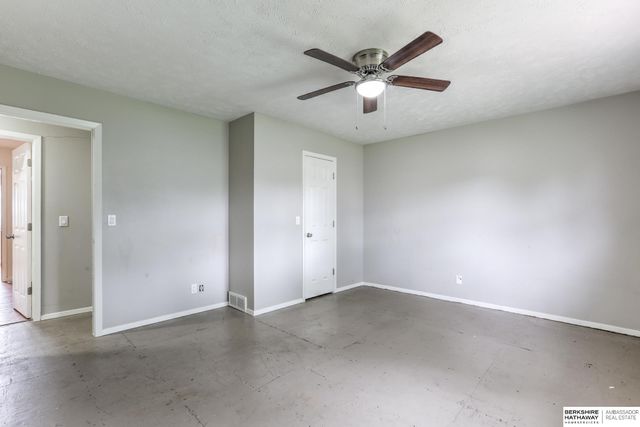 4929 S 106 Circle, Omaha, NE 68127
