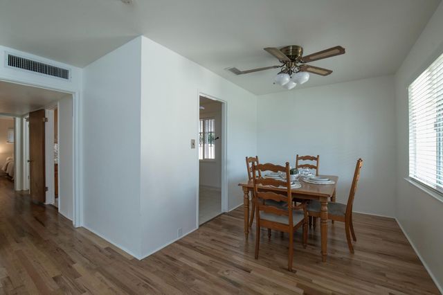 3086 E Holland Avenue, Fresno, CA 93726