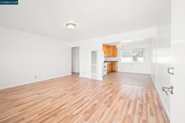 2544 Denning Ct, Castro Valley, CA 94546