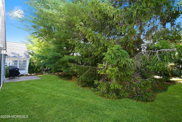 23 Sleepy Hollow Drive, Brick, NJ 08724