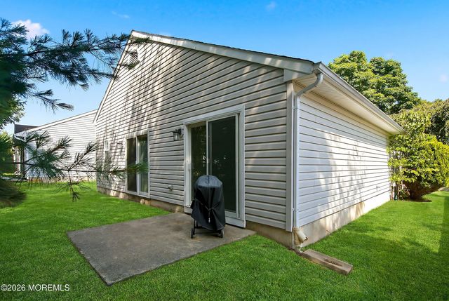 23 Sleepy Hollow Drive, Brick, NJ 08724