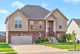 1044 Rushmore Rd, Clarksville, TN 37042
