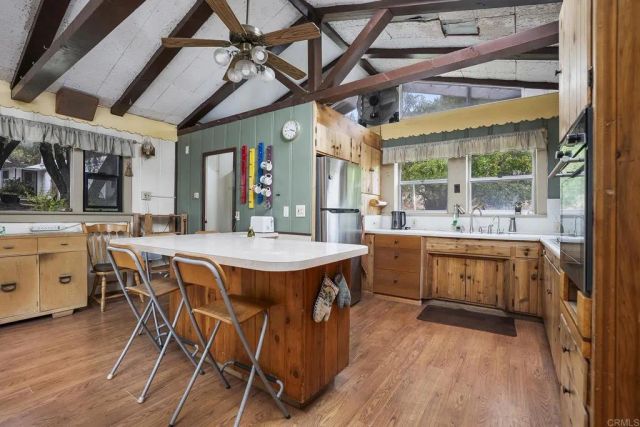 450 SUMMERHILL CT, Alpine, CA 91901