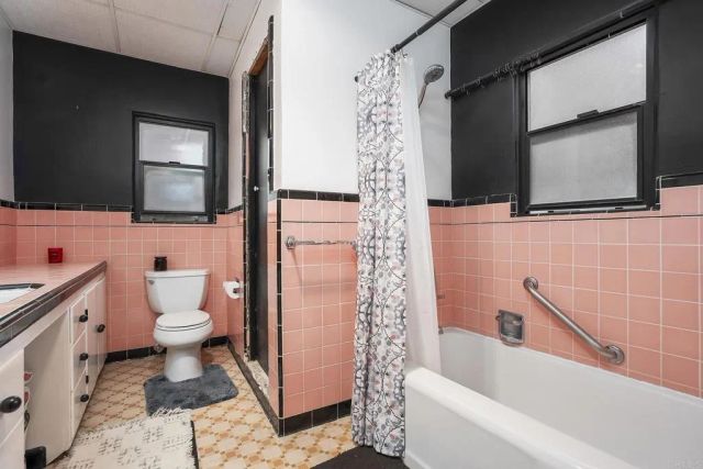 450 SUMMERHILL CT, Alpine, CA 91901