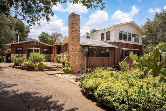 450 SUMMERHILL CT, Alpine, CA 91901