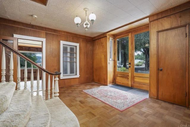450 SUMMERHILL CT, Alpine, CA 91901