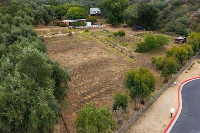 450 SUMMERHILL CT, Alpine, CA 91901