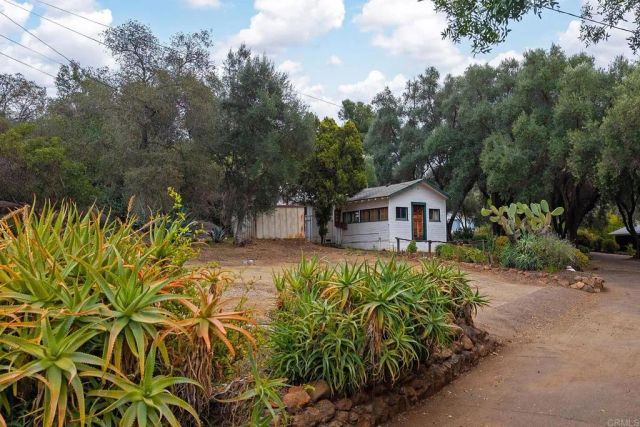 450 SUMMERHILL CT, Alpine, CA 91901