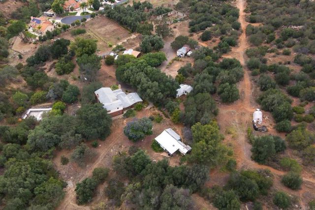 450 SUMMERHILL CT, Alpine, CA 91901