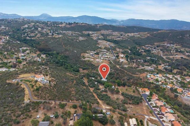 450 SUMMERHILL CT, Alpine, CA 91901