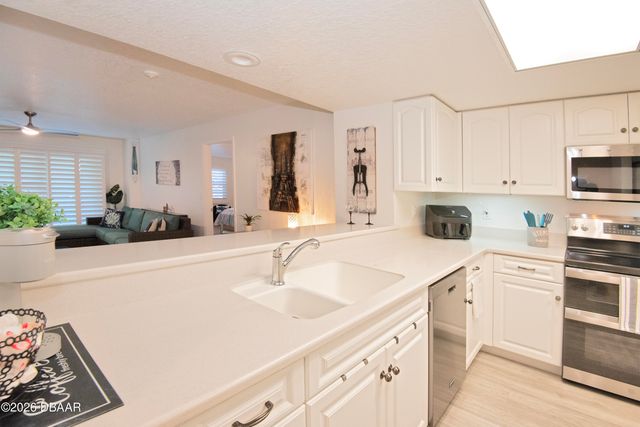 4 Oceans West Blvd Apt 102C, Daytona Beach Shores, FL 32118