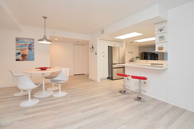 4 Oceans West Blvd Apt 102C, Daytona Beach Shores, FL 32118